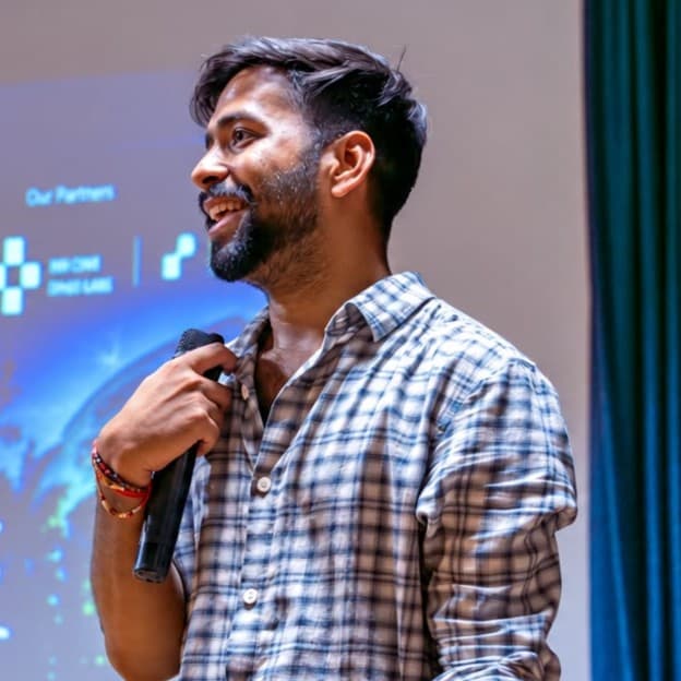 Keshav Bhatt
